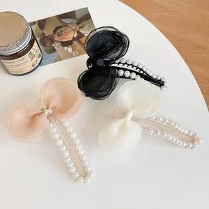 กิ๊บติดผมสาวหวานประดับมุกตาข่าย โบว์ใหญ่รูปทรงไม่สมมาตร กิ๊บติดผมพลาสติกน่ารัก - Product Image 1