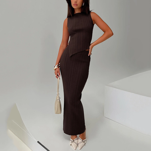 Completo Due Pezzi da <span class=keywords><strong>Donna</strong></span> in Maglia a Coste Marrone, Top Corto Asimmetrico Senza Maniche e Gonna Lunga, <span class=keywords><strong>Outfit</strong></span> Elegante Casual da Ufficio - Product Image 1
