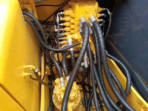 Machines de construction Komatsu PC130 Excavatrice hydraulique sur chenilles PC130-7 ferme Mini excavatrice PC130-8 Excavatrices utilisées bien vendues - Product Image 4