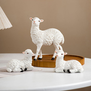 Ensemble d'ornements créatifs en résine, design moderne et épuré, agneau à genoux, décoration pour maison de retraite, cadeau Fête des Mères, thème parent-enfant - Product Image 2