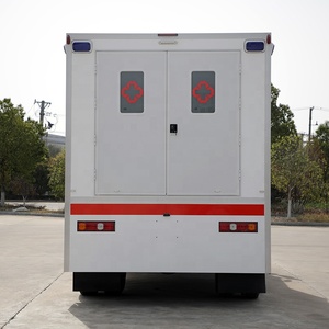 Véhicule d'ambulance SHACMAN 4x2 blanc, diesel, fourgon médical, transport de patients isolés, camion médical, équipements de base, Euro 2 - Product Image 3