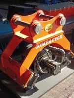 Compacteur de sol hydraulique à faible vibration SLN, outil de compactage pour excavatrice renforcé et résistant à l'usure, pour une compactation haute densité en construction