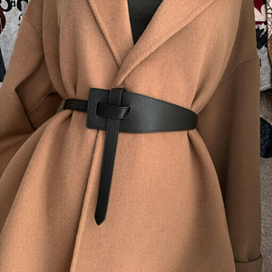Ceinture large et longue pour femme, style simple, en cuir PU noir avec boucle en alliage, idéale pour robes et manteaux - Product Image 3