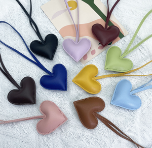 Portachiavi in <span class=keywords><strong>Pelle</strong></span> PU a Forma di Cuore, Grazioso Portachiavi da Donna, Anello Portachiavi a Cuore, Portachiavi per Auto - Product Image 3