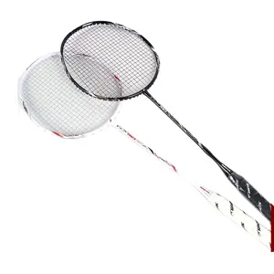 100% tam karbon fiber badminton raketi en iyi karbon grafit badminton raketi