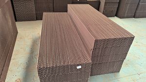 2025 Evaporative Cooling Pad Cellulose Corrugated <b>Paper</b> Farm Honey Comb <b>Filter</b> Air Cooling System - Product Image 2