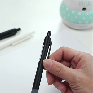 Dernier clic 2023 crayon mécanique mat noir et blanc impression encre libre sans affûtage crayon éternel - Product Image 2