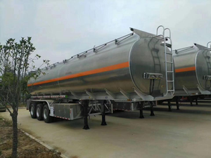 Camión Cisterna de Combustible, Camión Cisterna de Aceite CLW de 3 Ejes, 42000L, Semirremolque Cisterna para Transporte de Combustible - Product Image 2