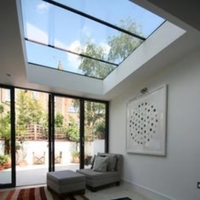 Plexiglas insonorisé de fenêtre de toit de lucarne en acier résistant à la chaleur de haute qualité avec cadre en acier moderne Maison moderne