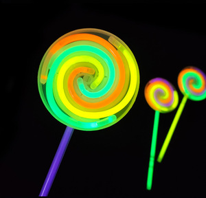 Hot bán ánh sáng lên Lollipop Cây Đũa Thần Lollipop Glow Sticks công chúa cổ tích Cây Đũa phép Spinner cho Đảng - Product Image 1