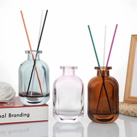 Bouteilles en verre pour diffuseurs de parfum personnalisables en gros – Flacons vides de haute qualité pour diffuseurs de parfum, en verre coloré, forme plate, transparents