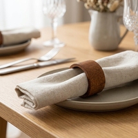 Anneaux de serviette en bois d'acacia ronds BST, porte-serviettes minimalistes en bois pour dîner, décoration de table à la maison et à l'hôtel