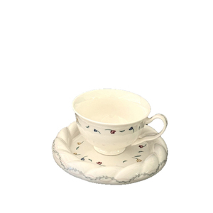 Ensemble <span class=keywords><strong>tasse</strong></span> et soucoupe en céramique à motifs floraux <span class=keywords><strong>vintage</strong></span>, <span class=keywords><strong>tasse</strong></span> à café délicate peinte à la main pour le thé de l'après-midi - Product Image 5