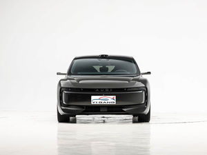 Audi E5 Sportback Modèle 2026 Véhicule de taille moyenne pionnier Voiture 100% électrique - Product Image 3