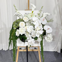 Décoration florale artificielle pour panneau de bienvenue de mariage : Orchidée blanche et lys Calla