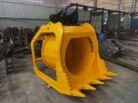 Godet de criblage hydraulique robuste pour excavatrice, idéal pour le criblage du sable, de la terre et des pierres dans les travaux de carrière et de construction