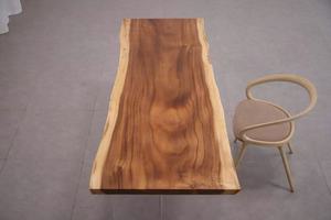 Уникальный дизайн, оптовая продажа с фабрики, плита Monkeypod, эпоксидная плита из цельного орехового дерева, обеденный стол из смолы - Product Image 5