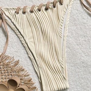 ชุดว่ายน้ำผู้หญิงแบบไหล่เดียว 2 ชิ้น ลายทางม้าลาย ชุดว่ายน้ำเว้าหลังแบบโมโนกินี ติดกระดุม ชุดชายหาด - Product Image 5