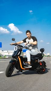 Dsy Xe đạp điện U2 loại công suất cao tốc độ cao Xe máy điện xe tay ga 15ah 60V 1500W điện chân đạp xe tay ga - Product Image 4