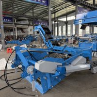 Moissonneuse-batteuse agricole pour la récolte des pommes de terre avec système de levage et de collecte, tractée par tracteur, pour la récolte des tubercules et des racines, avec moteur à engrenages