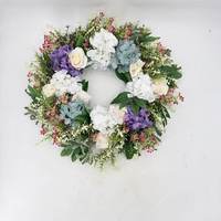 Dekorasi Natal: Daun Pinus, Bunga Pinus, Buah-buahan Merah, Garland, Rotan Cedar
