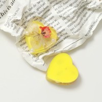 Chip de Resina Transparente con Forma de Corazón de Durazno y Flor de Margarita Real Preservada con Perla para la Creación de Pendientes, Pasadores y Manualidades DIY