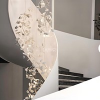 Lustre d'escalier sur mesure ANNO, luminaire suspendu pour plafond haut avec design de feuilles flottantes pour villa de luxe, hôtel
