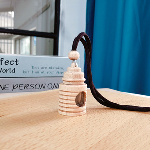 Diffuseur de parfum suspendu pour voiture, flacon <span class=keywords><strong>creux</strong></span> en bois, pendentif désodorisant rechargeable, ornement diffuseur d'huiles essentielles vide - Product Image 3
