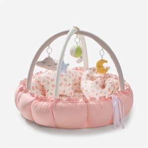 Grand tapis d'éveil sensoriel 3-en-1 épaissi en forme de pétale, avec jouets détachables, coussin et tapis d'activités pour bébé - Product Image 2