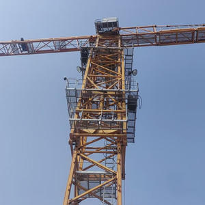 Grúa Torre Plana Usada de 12 Toneladas, Modelo ZOOMLION QTZ250, Años 2018-2020, Alcance de 70 Metros, Motor de Alta Eficiencia Operativa, 90% Nueva - Product Image 2