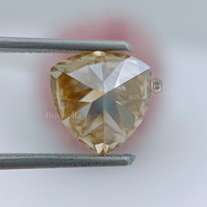 Personnalisable fait à la main 1.0ct-20.0ct Trillion Cut Moissanite & Vivid Loose Diamond Jewelry - Product Image 4