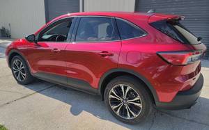 รถเอสยูวี 2020 Escape Hybrid AWD SE 4 ประตู เกียร์อัตโนมัติ 8 สปีด เบาะหนัง ยาง R18 ระบบควบคุมความเร็วอัตโนมัติ ภายในสีอ่อน พวงมาลัยซ้าย กล้องมองหลัง - Product Image 3
