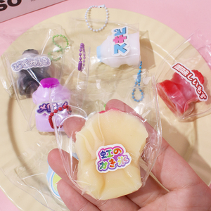Bouteilles de boissons en gros, jouets en peluche créatifs et réalistes, cadeaux d'anniversaire unisexes, jouets anti-stress - Product Image 1