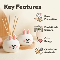 Capuchon diffuseur de parfum en silicone de qualité alimentaire personnalisé, couvercle de bouteille motif dessin animé, accessoire décoratif OEM ODM