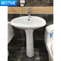 Ensembles sanitaires populaires en céramique ensembles de lavabo de piédestal de toilette salle de bain compétitif ensemble de cuvette de toilette blanche élégante