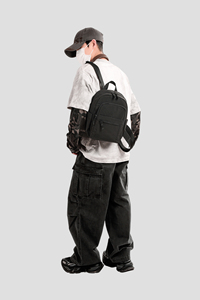 <span class=keywords><strong>2025</strong></span> Unisex Mini Ba Lô Đơn Giản Đồng Bằng Màu Sắc Ngoài Trời Thể Thao Du Lịch Mochilas Không Thấm Nước Thiết Kế Thời Trang Với Polyester Lót - Product Image 3