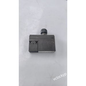 NOUVEAU COMMUTATEUR DE SÉCURITÉ SCHMERSAL AZM170-11ZRK - Product Image 6