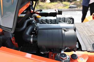 מלגזה דיזל הידראולית חדשה של ניסאן, 3 טון, עם מושב לנהג ורכיבים מרכזיים כלולים - Product Image 3