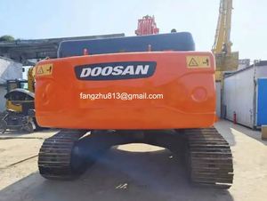 Excavadora de Orugas Usada Doosan DH300LC-7 de Bajo Precio, 30 Toneladas, Motor de Alta Eficiencia Operativa, Buen Estado, en Venta - Product Image 6