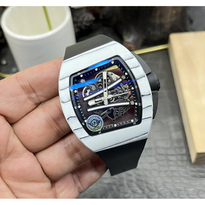 Montre de sport de luxe pour homme, haute qualité, design personnalisé, mécanique et cadran en fibre de carbone ajourée, style hip-hop - Product Image 1