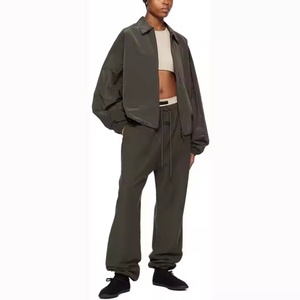 Veste de sport à bas prix, vente en gros, veste streetwear hip-hop, 100% nylon, fermeture éclair, veste courte surdimensionnée pour femmes - Product Image 4