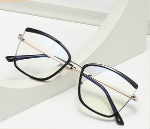 Lunettes de soleil 2026 en gros avec monture métallique TR, anti-lumière bleue, verres avec logo, noires, unisexe, montures de lunettes de démonstration - Product Image 1