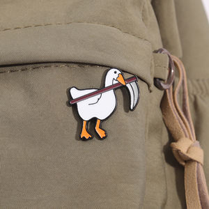 Nette Ducktor Gans Emaille Pin Cartoon Dumme Gans Tier Metall Brosche Revers Abzeichen Schmuck Rucksack Geschenk - Product Image 3