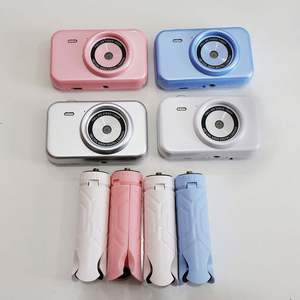 Appareil photo numérique pour enfants HD 2,4 pouces 320x240 avec grand angle 180°, flash, mémoire et trépied pour la photographie L1 - Product Image 1