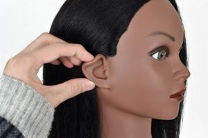 Cabeza <span class=keywords><strong>de</strong></span> Maniquí <span class=keywords><strong>de</strong></span> pelo Afro para peluquería, cabeza <span class=keywords><strong>de</strong></span> maniquí para práctica <span class=keywords><strong>de</strong></span> peluquería, entrenamiento <span class=keywords><strong>de</strong></span> peluquería, venta al por mayor - Product Image 5