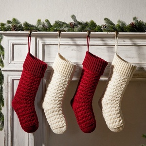 Chaussettes de Noël en acrylique solide, écologiques, douces et tricotées, design personnalisé, impression numérique, sapin de Noël - Product Image 4