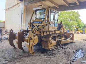 รถดันดิน CAT D7G XL มือสองคุณภาพสูง นำเข้าแท้ สีเหลือง กำลัง 150 กิโลวัตต์ - Product Image 5