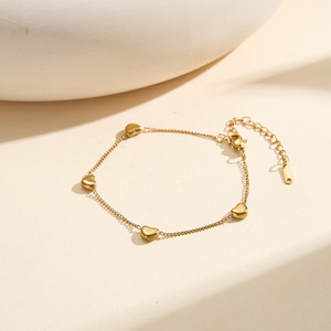 สร้อยข้อมือรูปหัวใจเคลือบทอง 18K ประดับเพชรซิคอน สแตนเลส 304 โรแมนติก เหมาะสำหรับผู้หญิง ใช้ในชีวิตประจำวัน หรือเป็นของขวัญ - Product Image 5