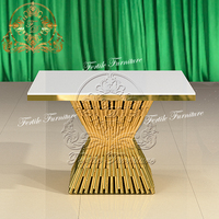 Top Vente Design De Mode Forme Carrée Mdf Top Table De Gâteau De Mariage