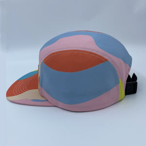 Sombrero Strapbback de cinco paneles de nailon y poliéster personalizado de fábrica, gorra de campamento, 5 paneles con clip de plástico y patrón de logotipo personalizado - Product Image 5